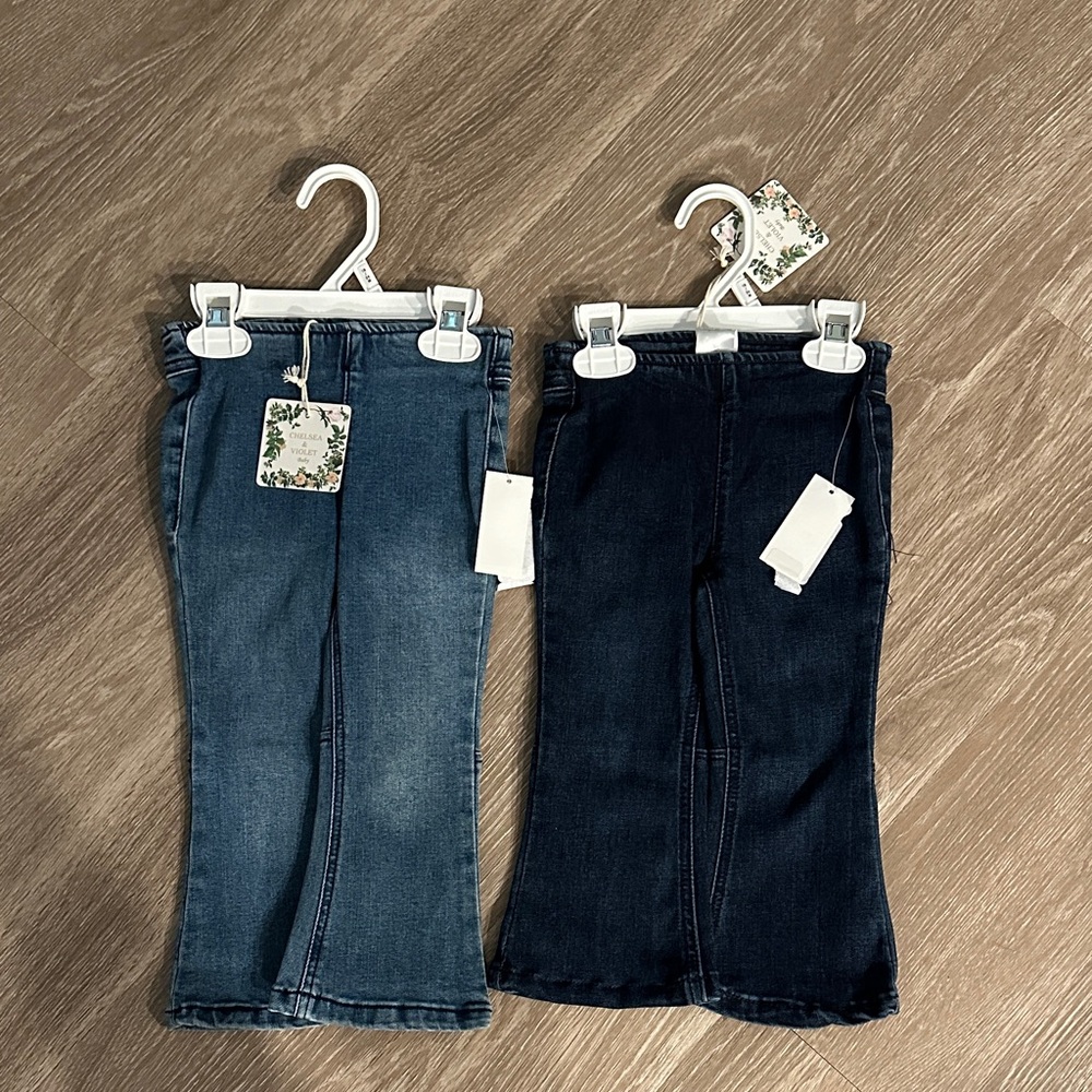 Chelsea & Violet Classic set of two jeans